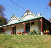 Ravenscroft and The Cottage - Lismore Accommodation
