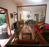 Summer Central - Lismore Accommodation