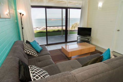 The Dolphins 1 - Lismore Accommodation 3