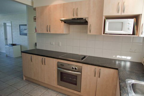 The Dolphins 1 - Lismore Accommodation 6