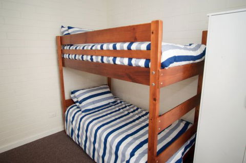 The Dolphins 1 - Lismore Accommodation 8
