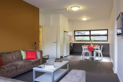 Western Sydney University Village Parramatta - Lismore Accommodation 4