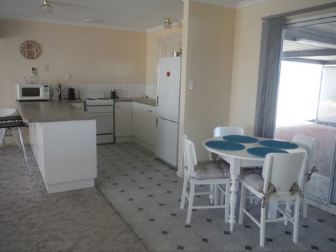 Alilly - Lismore Accommodation 2
