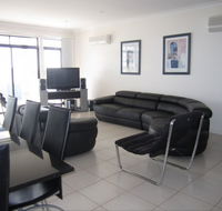 The Waterfront Dolphin - Lismore Accommodation