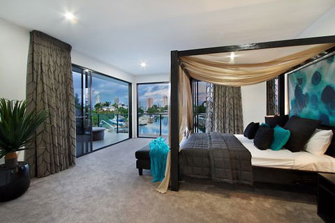 Oceans 74 - An Elite Holiday Home - Lismore Accommodation 22