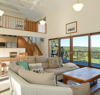 A Seascape Retreat - Lismore Accommodation