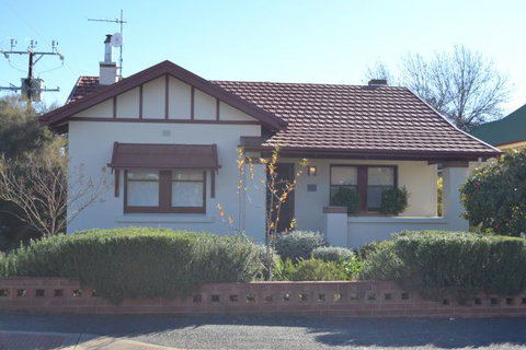 Tin House At Tanunda - Lismore Accommodation 0