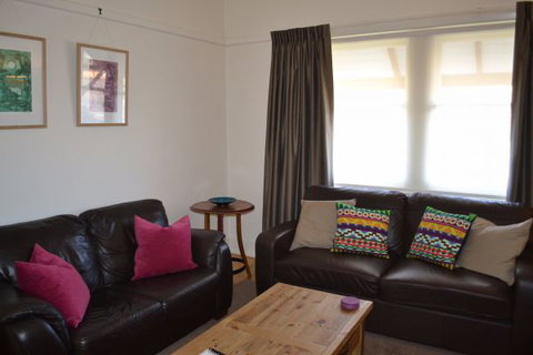 Tin House At Tanunda - Lismore Accommodation 1