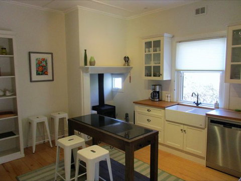 Tin House At Tanunda - Lismore Accommodation 12