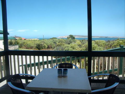 Elliston Waterloo Bay Tourist Park - Lismore Accommodation 0
