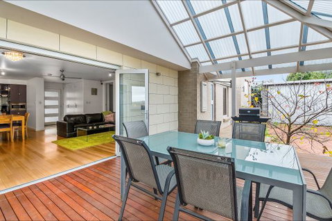 Mount Gambier Accommodation - Lismore Accommodation 7