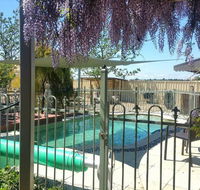 Must Love Dogs BB and Self-Contained Cottage - Lismore Accommodation