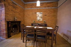 Florennes Heritage Cottage - Lismore Accommodation 2