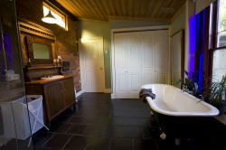 Florennes Heritage Cottage - Lismore Accommodation 4