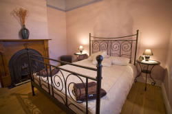Florennes Heritage Cottage - Lismore Accommodation 5