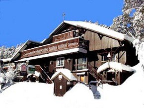 Karelia Alpine Lodge - Lismore Accommodation 3