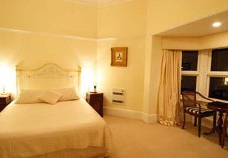 Amberley House - Lismore Accommodation 3