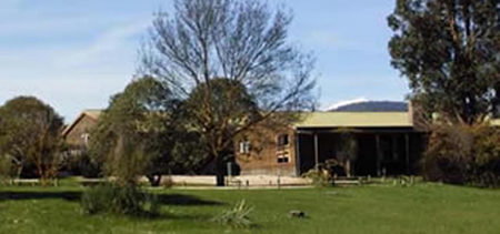 Merrijig Lodge - Lismore Accommodation 0