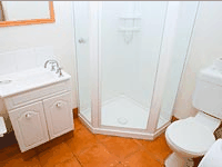 Montgomery's Private Hotel  YHA - Lismore Accommodation