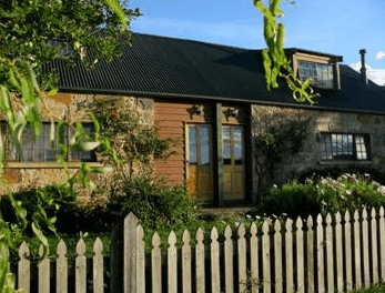 Daisy Bank Cottages - Lismore Accommodation