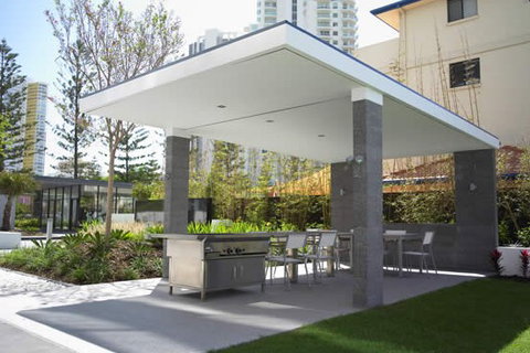 Ultra Broadbeach - Lismore Accommodation 2