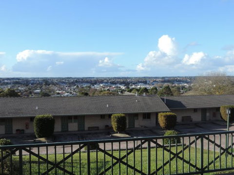 Lakes Resort Mount Gambier - Lismore Accommodation 1