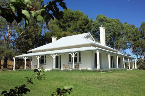 Orchard House - Lismore Accommodation 1