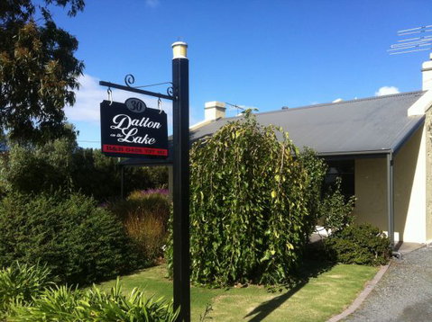 Dalton On The Lake - Lismore Accommodation 5
