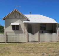 Ellison's Holiday Home - Lismore Accommodation