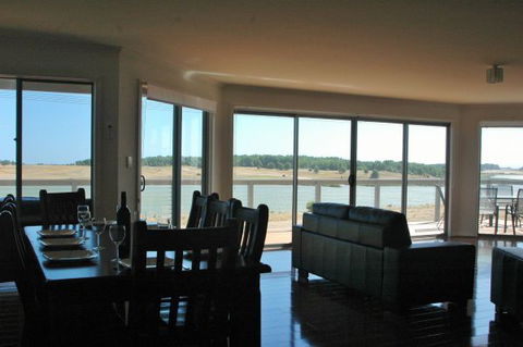 Parrydyse Clayton Bay - Lismore Accommodation 0