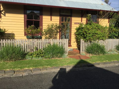 Twomey's Cottage - Lismore Accommodation 0