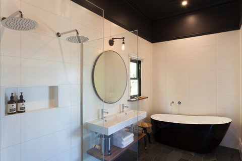 Alchemy House Hepburn - Lismore Accommodation 1