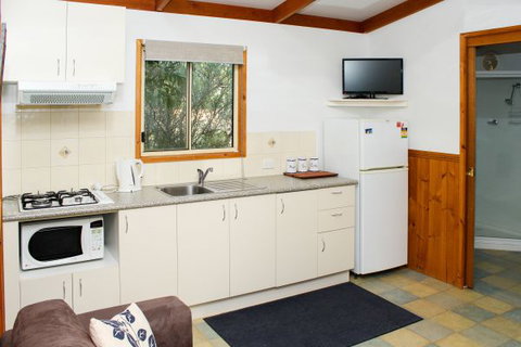 Beechworth Cabins - Lismore Accommodation 6