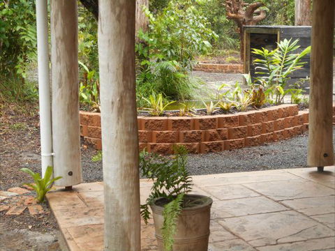 Byfield Cabins On Waterpark Creek - Lismore Accommodation 4