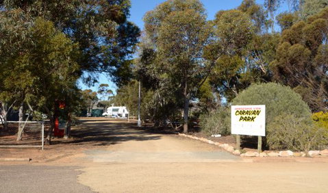 Carrieton Caravan Park - Lismore Accommodation 0