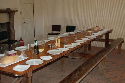 Chowilla Station Shearer's Quarters Accommodation - Lismore Accommodation 2