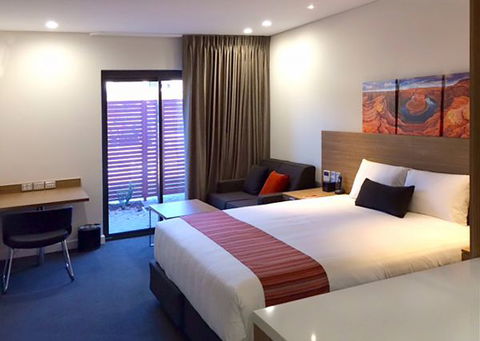 Country Comfort Inter City Perth - Lismore Accommodation 1