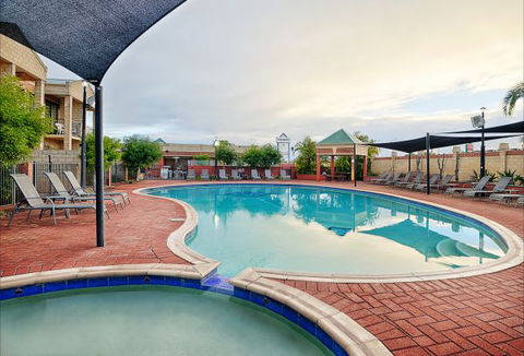 Country Comfort Inter City Perth - Lismore Accommodation 8