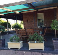 Corryong Holiday Cottages - Sportsview - Lismore Accommodation