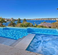 Deep Blue - Lismore Accommodation