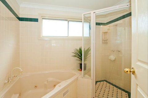 Fairlight House - Lismore Accommodation 5