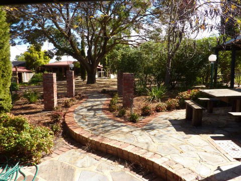 Kaesler Cottages - Lismore Accommodation 2