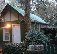 Lotus Lodges Hush Cottage  Charmed Cabin - Lismore Accommodation
