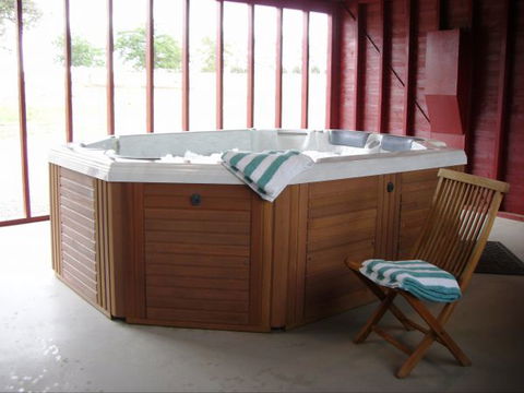 Lochinver Farm Homestead And Cottages - Lismore Accommodation 8