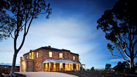 Tanunda House - Lismore Accommodation 0