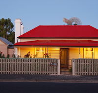 Shurdingtons Cottage - Lismore Accommodation