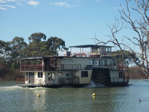Murray Bridge Marina Camping And Caravan Park - Lismore Accommodation 2