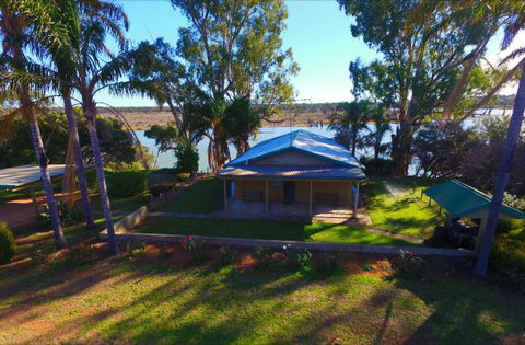 Mundic Waterfront Cottages - Lismore Accommodation 2