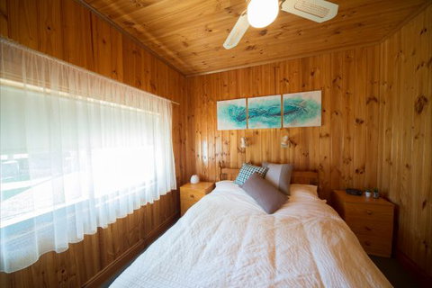 Mundic Waterfront Cottages - Lismore Accommodation 7