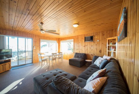 Mundic Waterfront Cottages - Lismore Accommodation 8